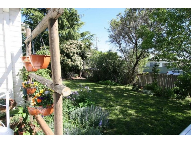 232 March Street, Orange NSW 2800