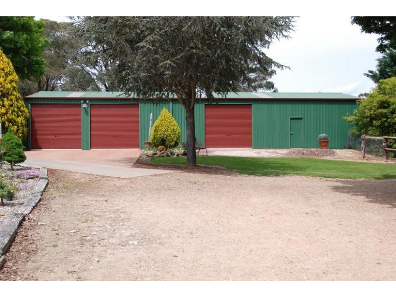 2868 Hobbys Yards Road, Blayney NSW 2799