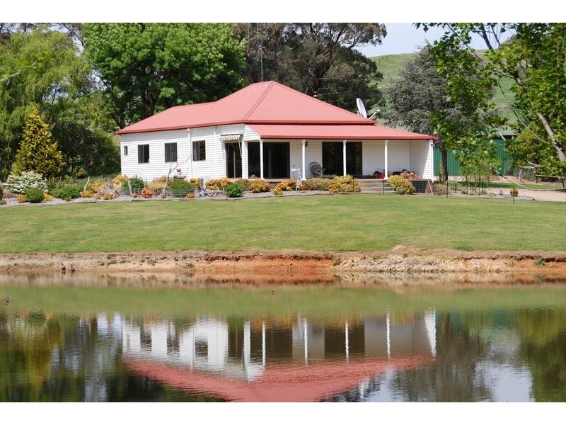 2868 Hobbys Yards Road, Blayney NSW 2799