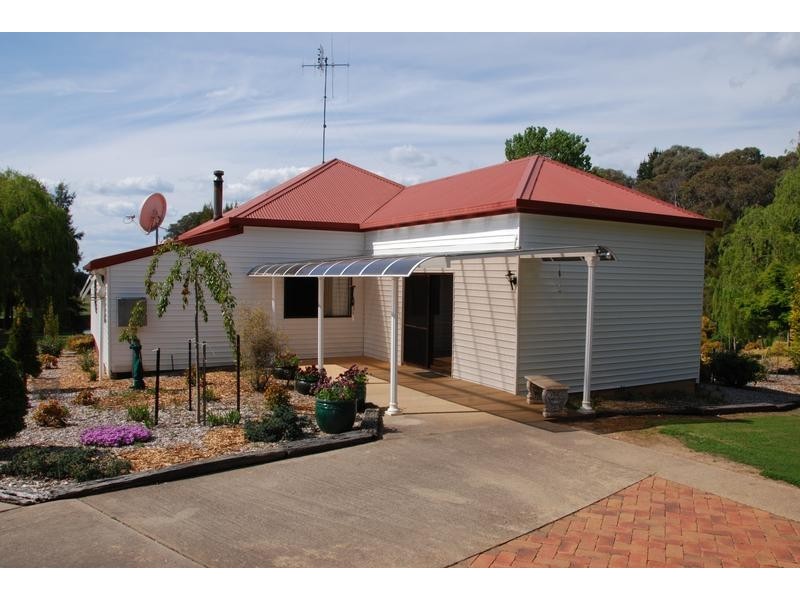 2868 Hobbys Yards Road, Blayney NSW 2799