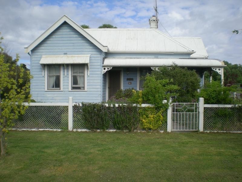 79 Carcoar Street, Blayney NSW 2799