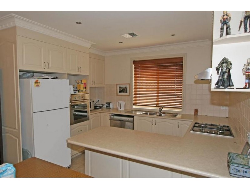 1/52 Amana Circuit, Orange NSW 2800