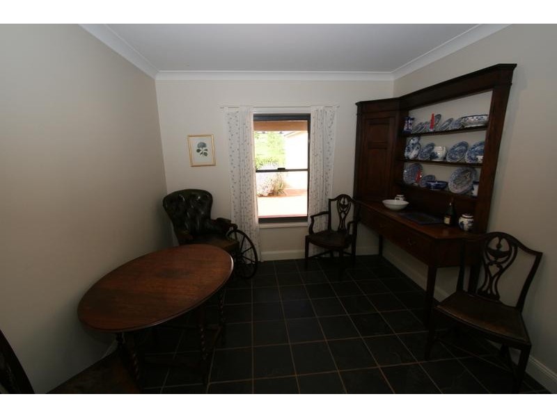 16 Carthew Road, Orange NSW 2800