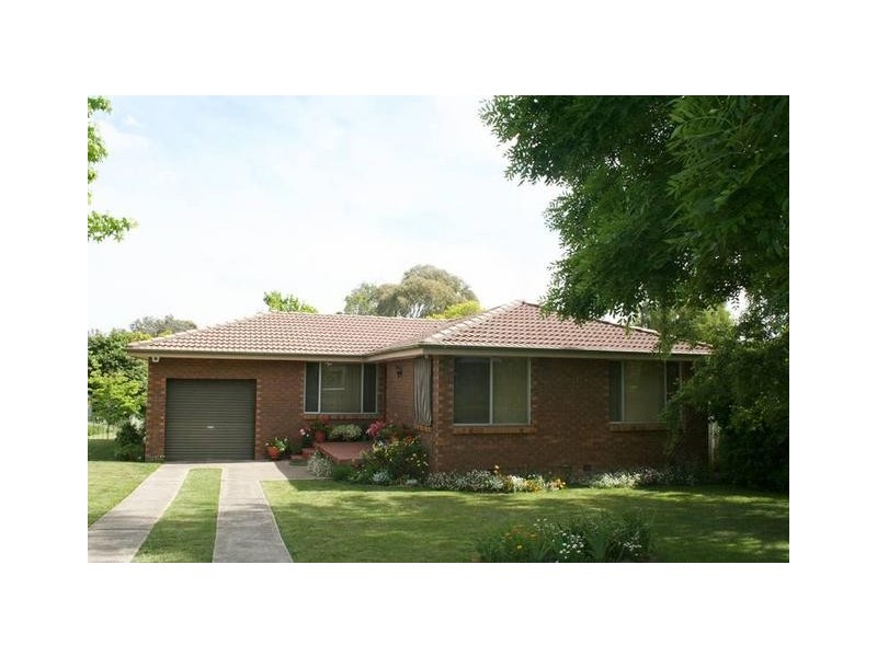 72 Margaret Street, Orange NSW 2800