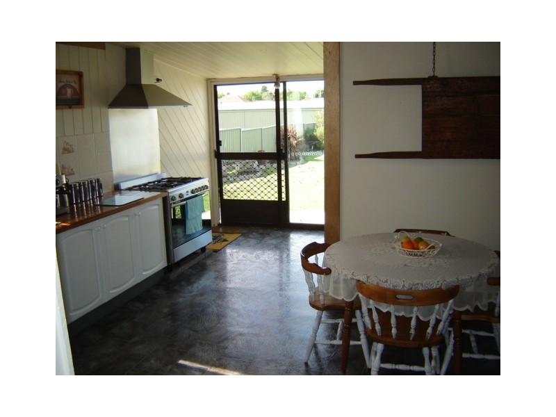 15 Lane Street, Blayney NSW 2799