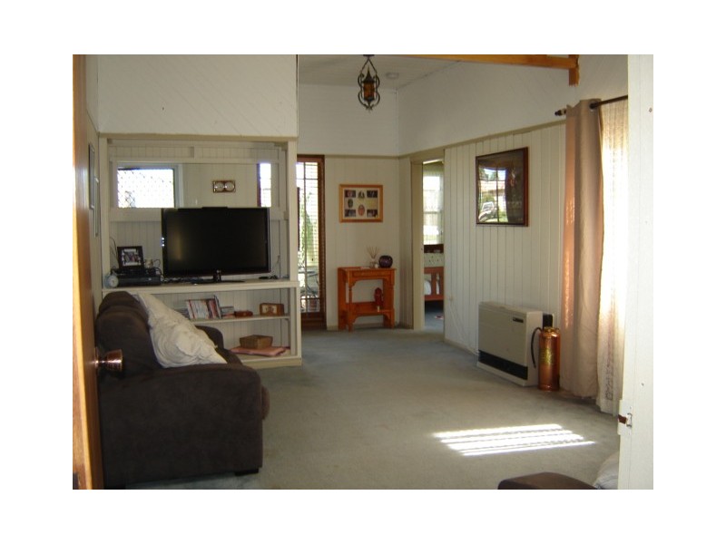 15 Lane Street, Blayney NSW 2799