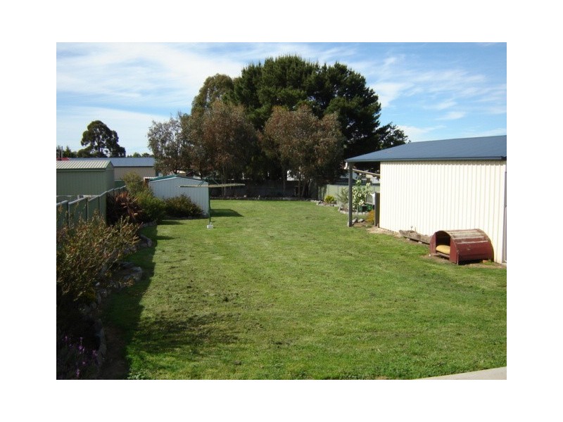 15 Lane Street, Blayney NSW 2799