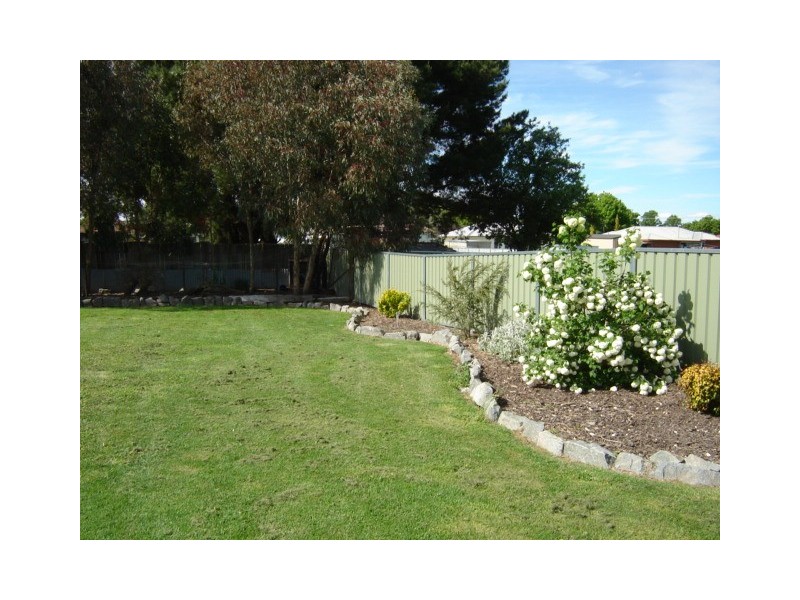15 Lane Street, Blayney NSW 2799