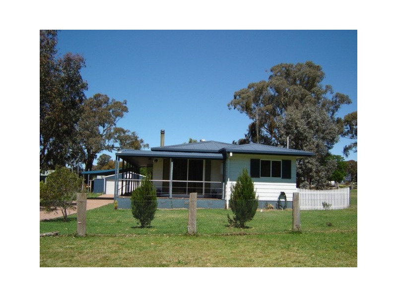 43 Loquat Street, Mandurama NSW 2792