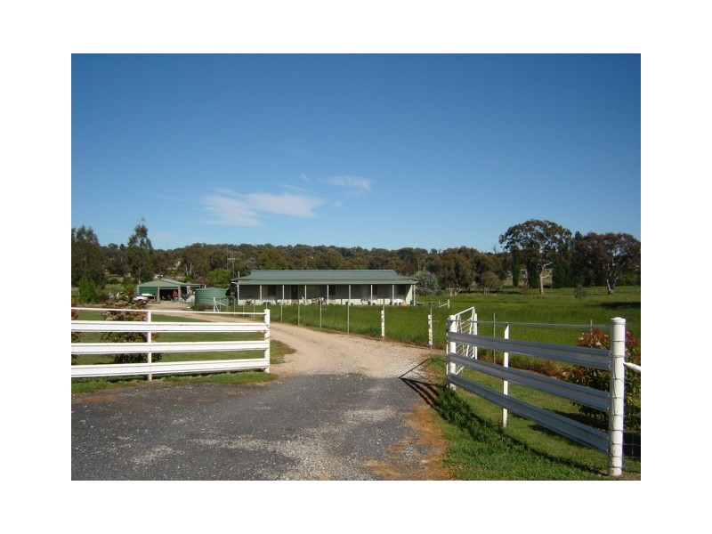 11 Mt McDonald Road, Lyndhurst NSW 2350