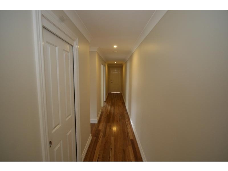 11 & 11a Unwin Street, Millthorpe NSW 2798