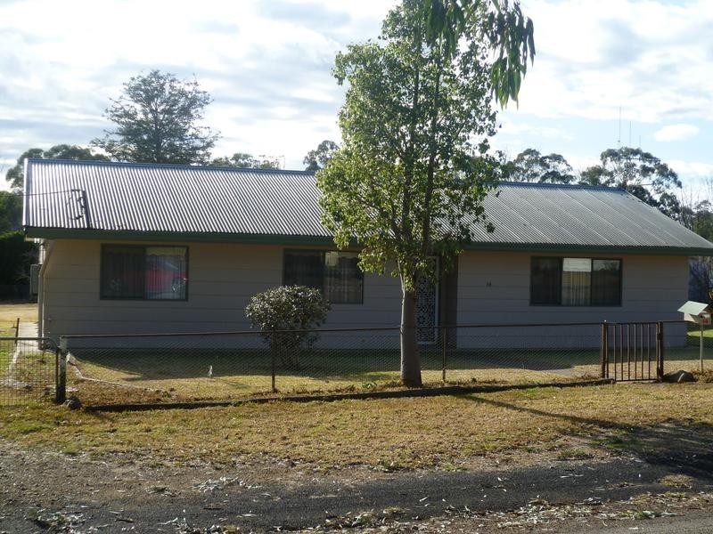 14 George Street, Molong NSW 2866