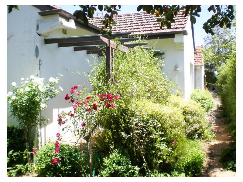 111 Lords Place, Orange NSW 2800