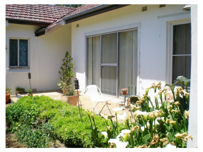 111 Lords Place, Orange NSW 2800