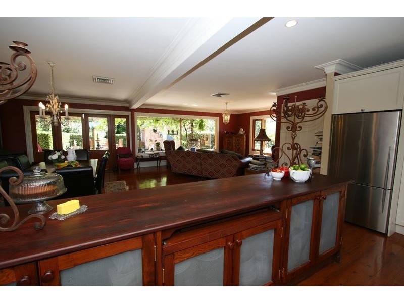 678 Burrendong Way, Orange NSW 2800