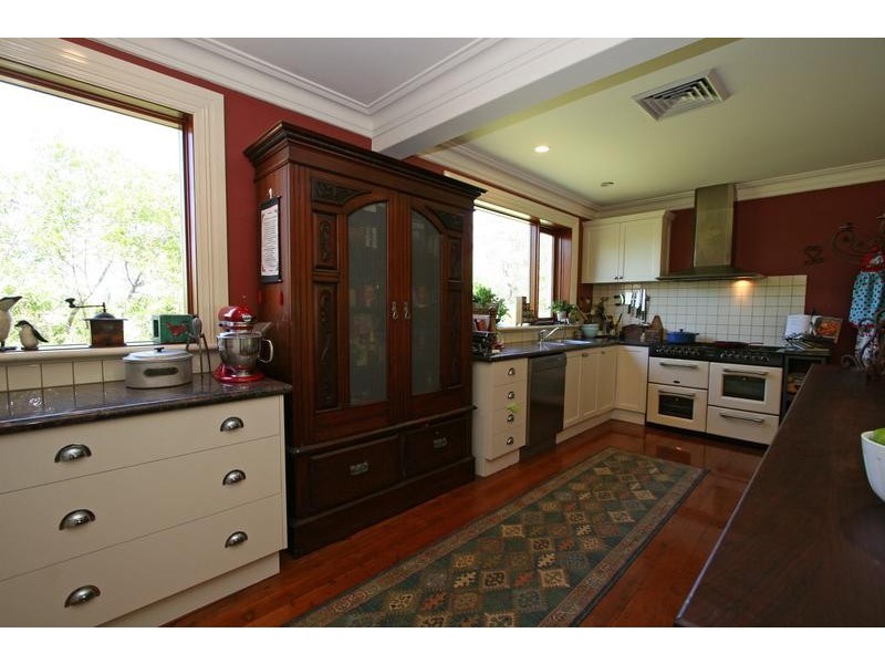 678 Burrendong Way, Orange NSW 2800