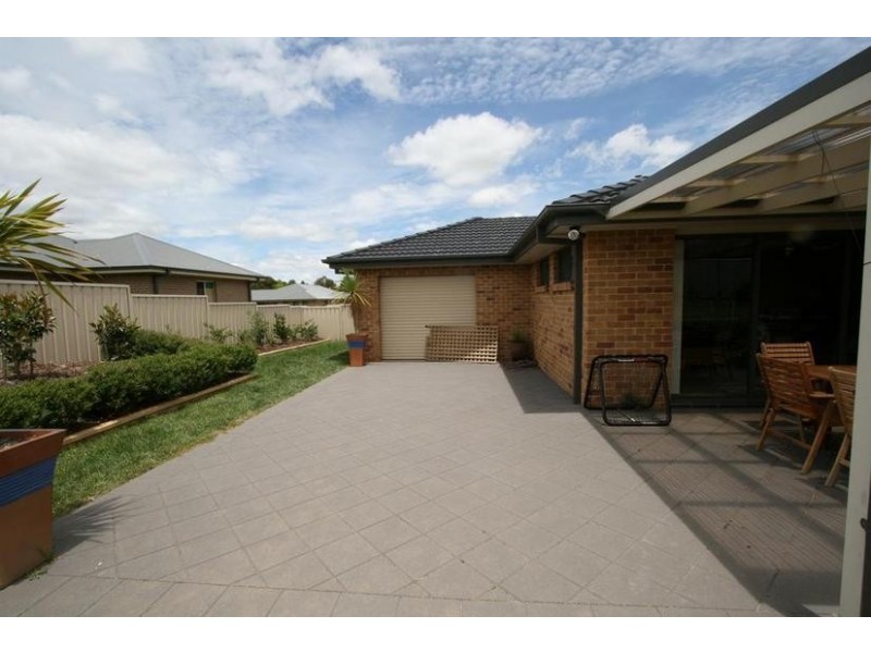 26 Brooklands Drive, Orange NSW 2800