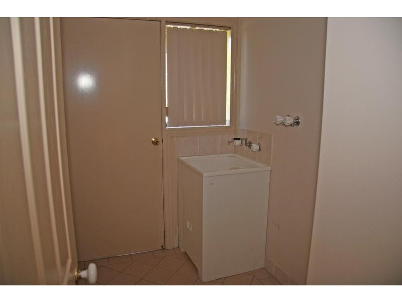 1/349A Lords Place, Orange NSW 2800