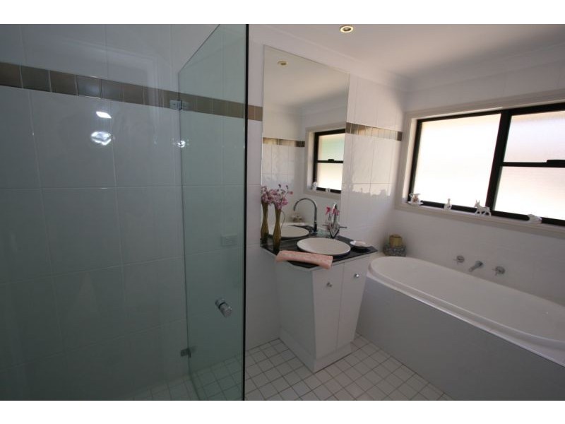 102 Forbes Road, Orange NSW 2800
