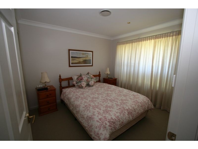 102 Forbes Road, Orange NSW 2800