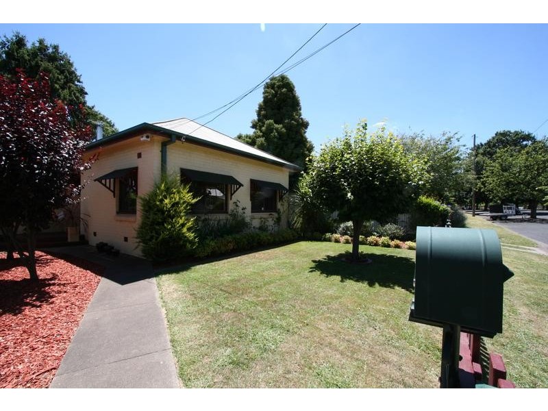 33 Dalton Street, Orange NSW 2800