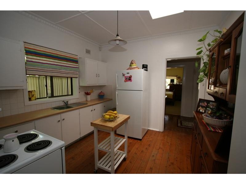 33 Dalton Street, Orange NSW 2800