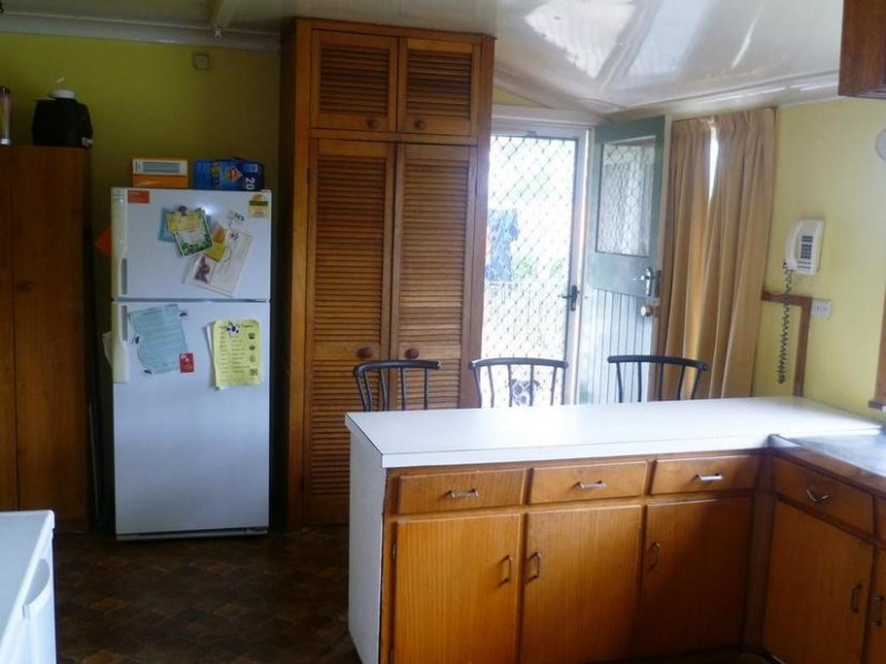 27 Lee Street, Molong NSW 2866