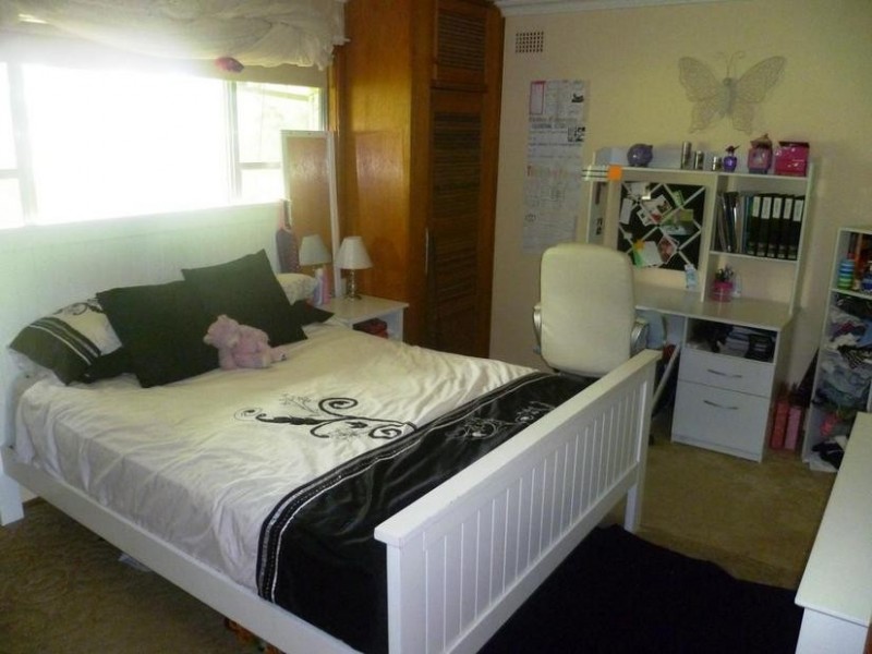 27 Lee Street, Molong NSW 2866