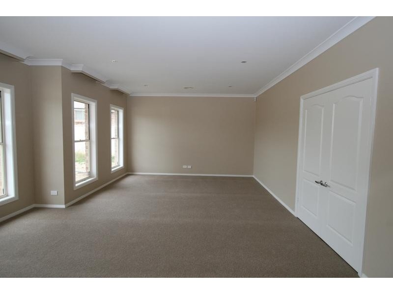 374 The Escort Way, Orange NSW 2800