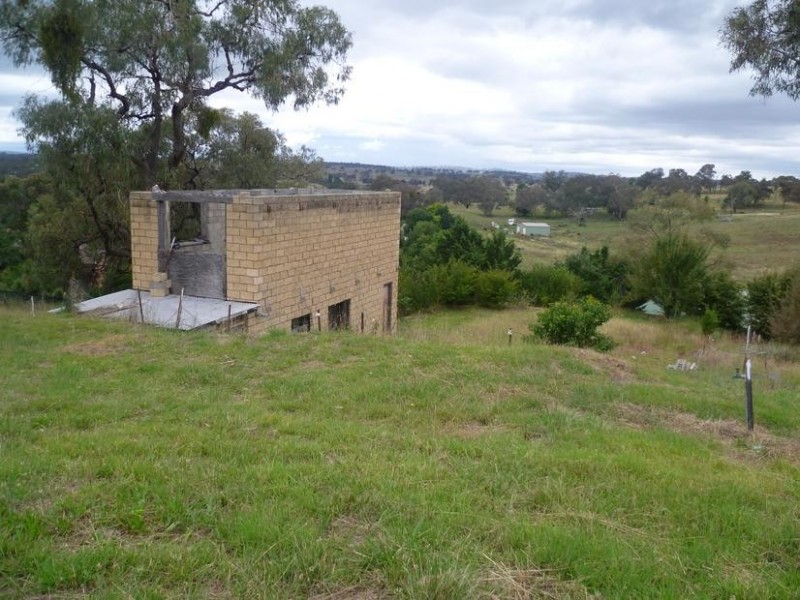 14 McArdle Street, Molong NSW 2866