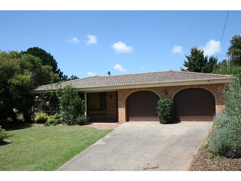 16 Markham Avenue, Orange NSW 2800