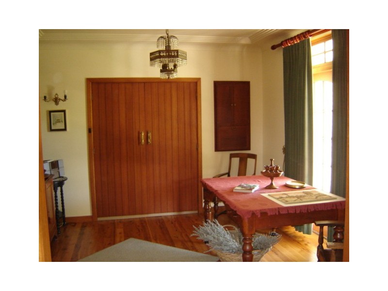 3255 Mid Western Highway, Blayney NSW 2799