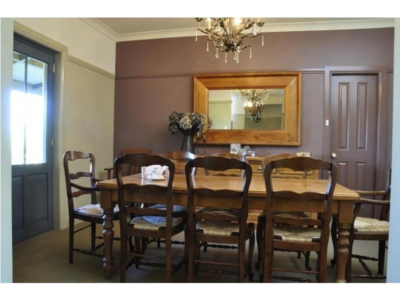 442 The Escort Way, Orange NSW 2800