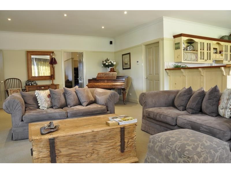 442 The Escort Way, Orange NSW 2800