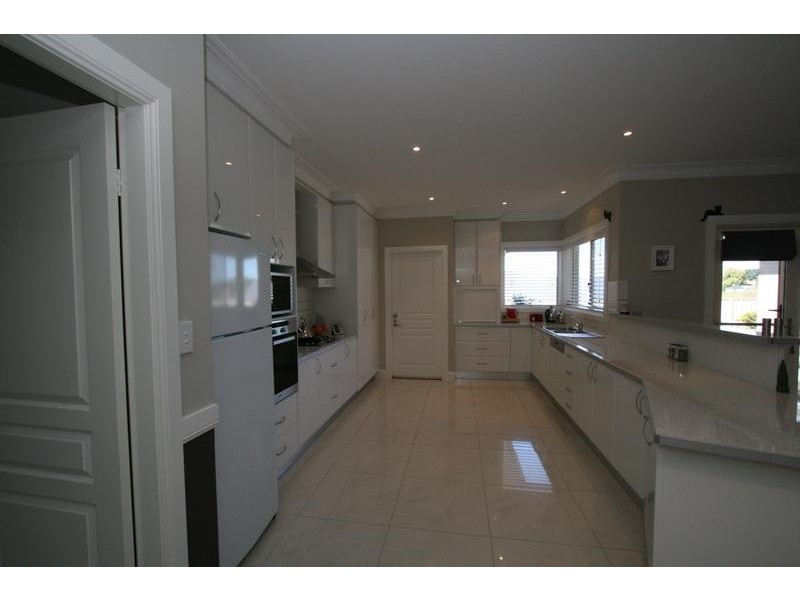 21 Stirling Avenue, Orange NSW 2800