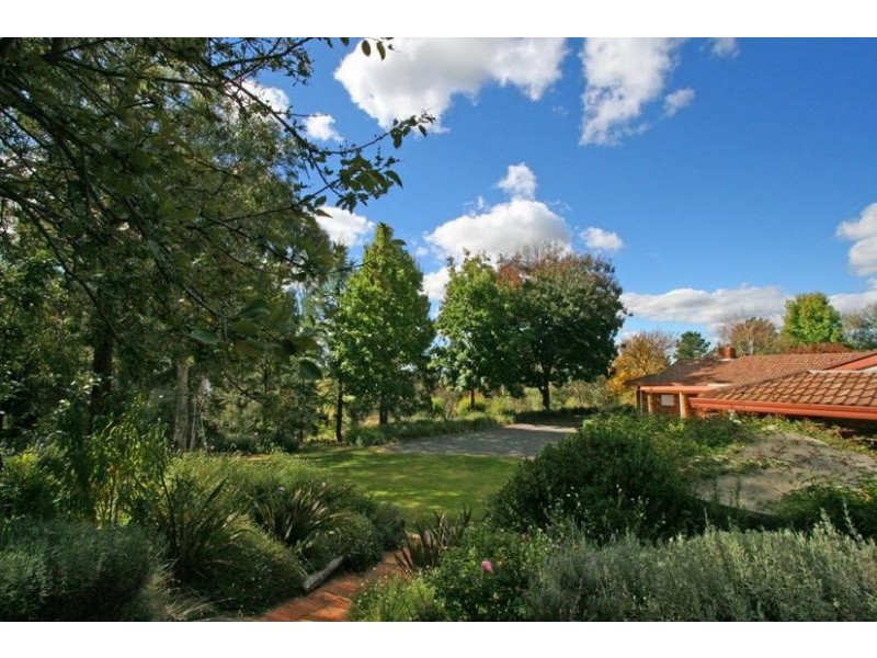 172 Griffin Road, Orange NSW 2800
