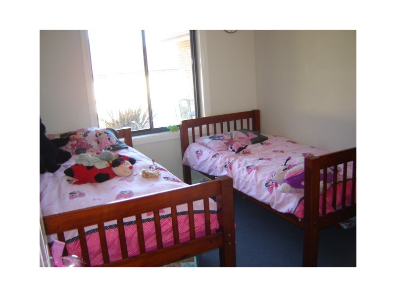 16 Johnston Crescent, Blayney NSW 2799