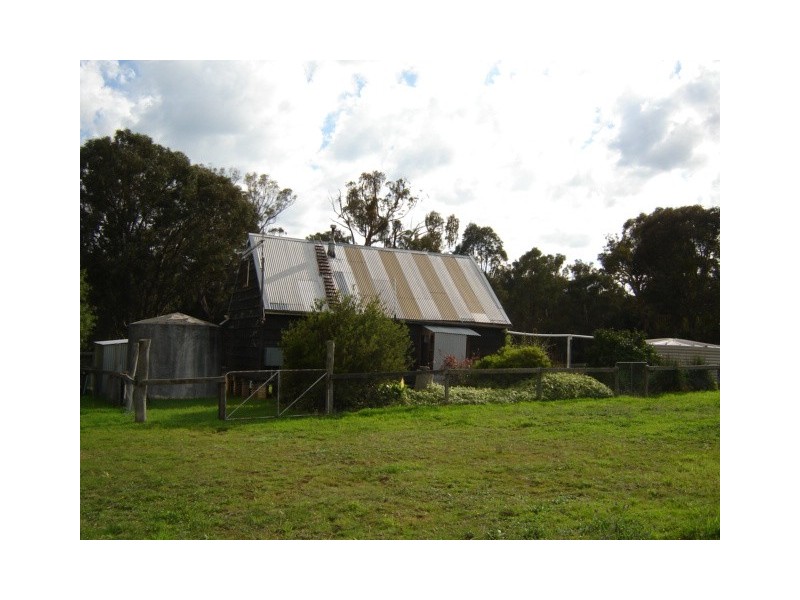 51 Gallymont Rd, Mandurama NSW 2792