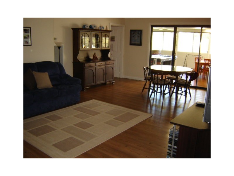 12 Jones Street, Carcoar NSW 2791