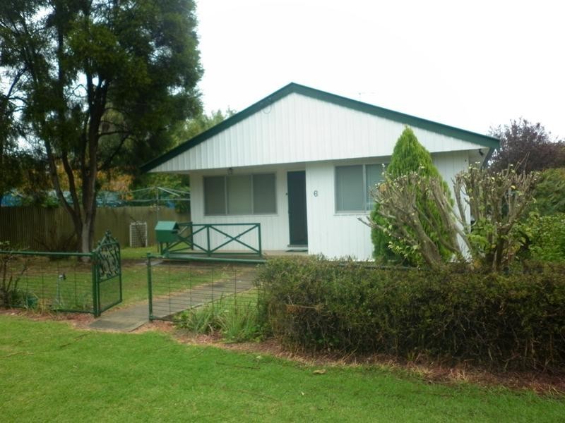 6 Bruce Street, Cumnock, Molong NSW 2866
