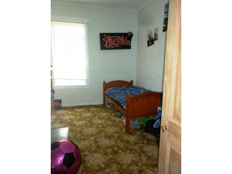 8 Betts Street, Molong NSW 2866