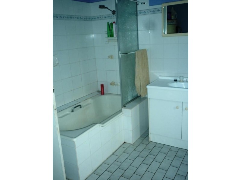 8 Betts Street, Molong NSW 2866