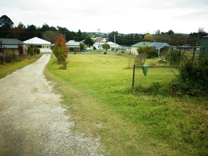 8 Betts Street, Molong NSW 2866