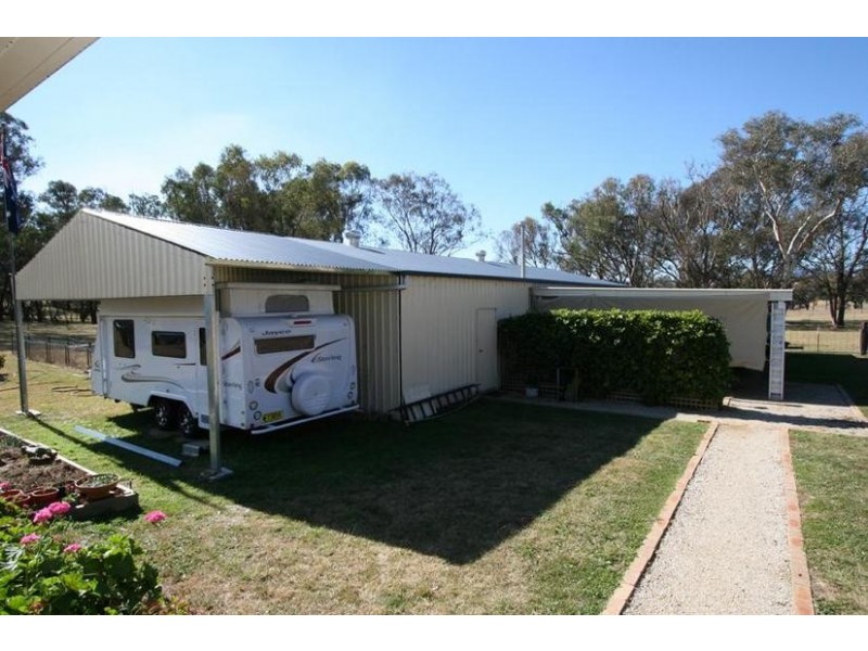 1955 Davys Plains Road, Cargo NSW 2800