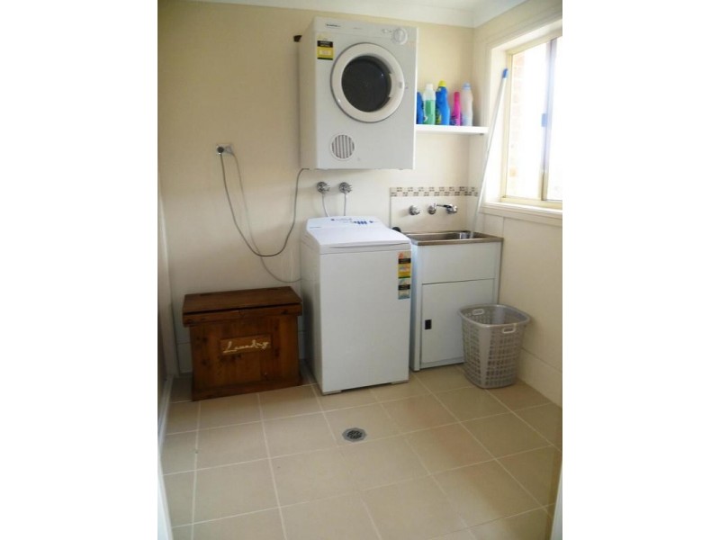 94 Gidley Street, Molong NSW 2866