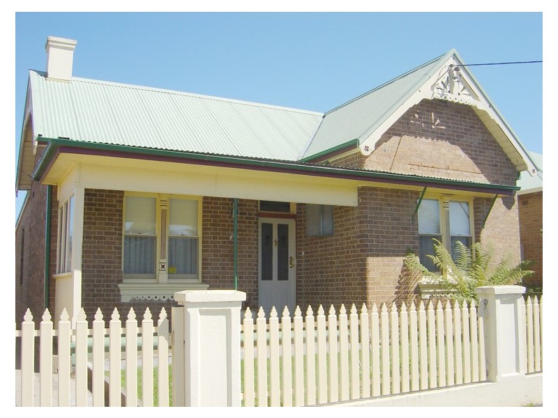 79 Sampson Street, Orange NSW 2800