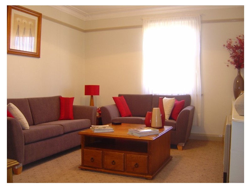 79 Sampson Street, Orange NSW 2800