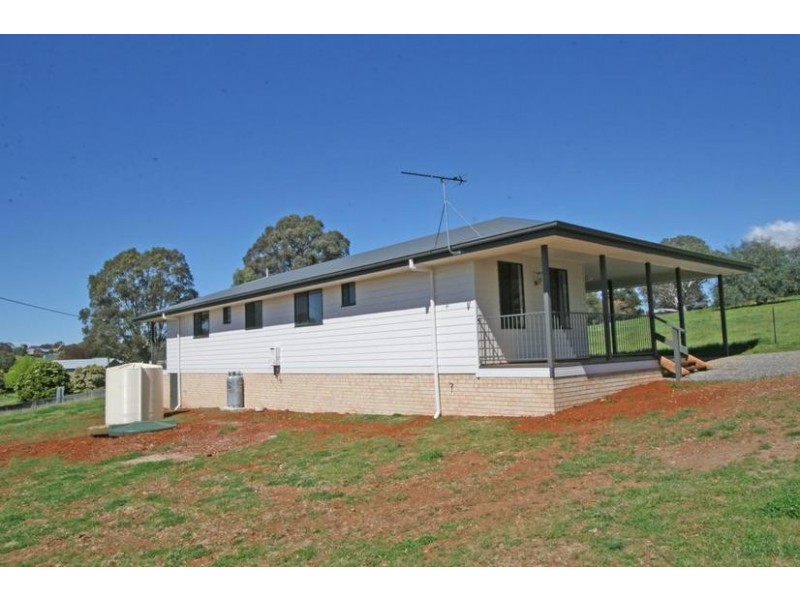13 Loftus Street, Cargo NSW 2800