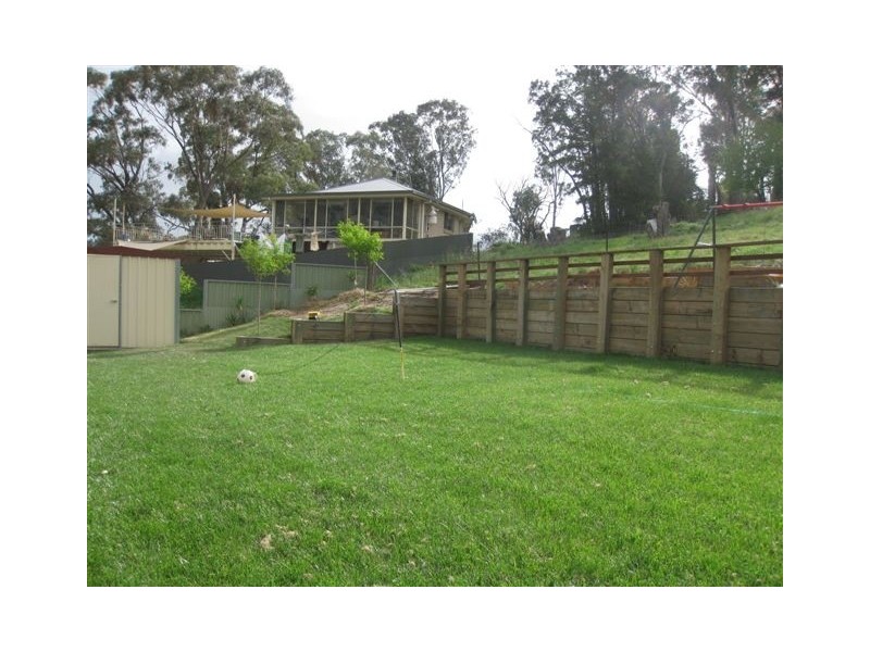 13 Shannon Street, Molong NSW 2866