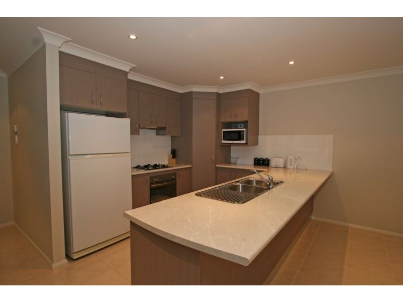 35 Moonstone Drive, Orange NSW 2800